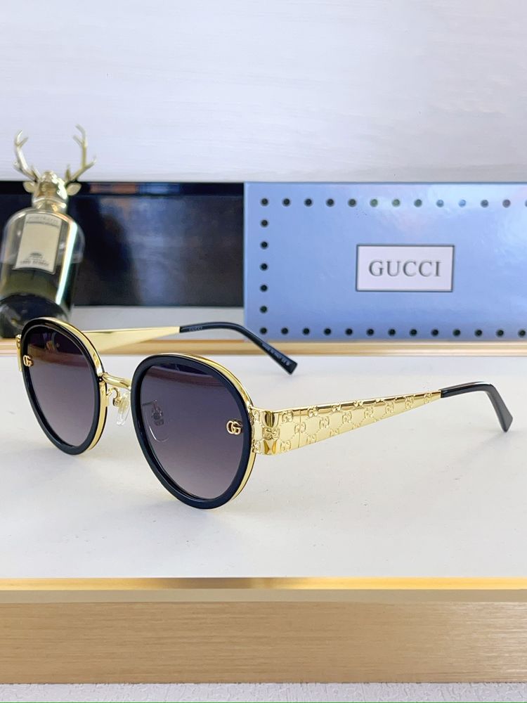 Gucci Sunglasses GUS00020-2