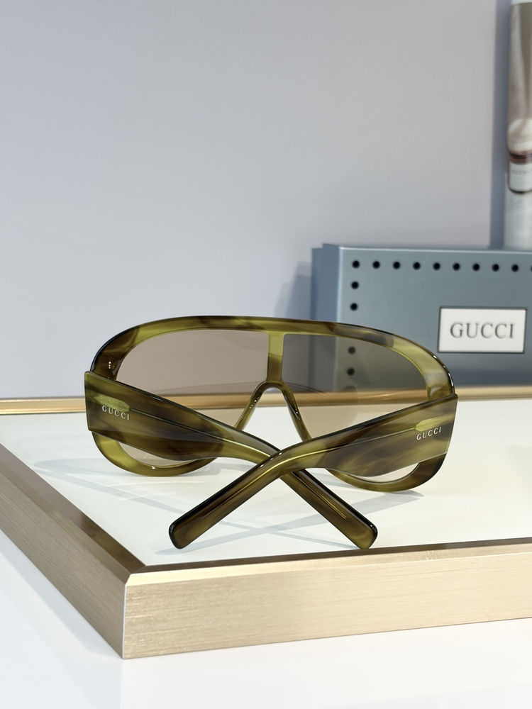 Gucci Sunglasses GUS00022-1 Gucci Sunglasses GUS00022-1
