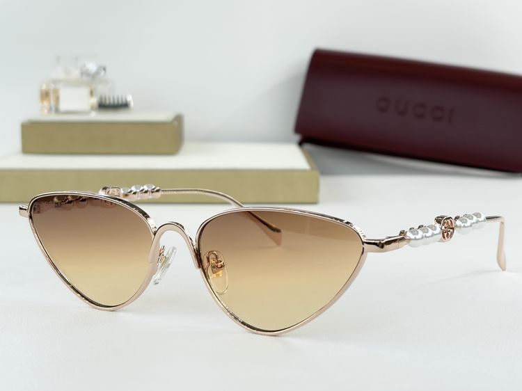 Gucci Sunglasses GUS00023-6