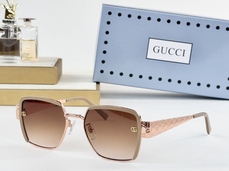 Gucci Sunglasses GUS00026-6