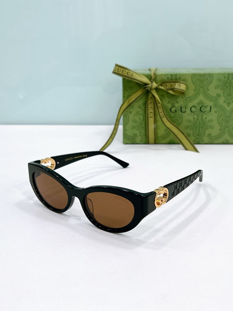Gucci Sunglasses GUS00029-5