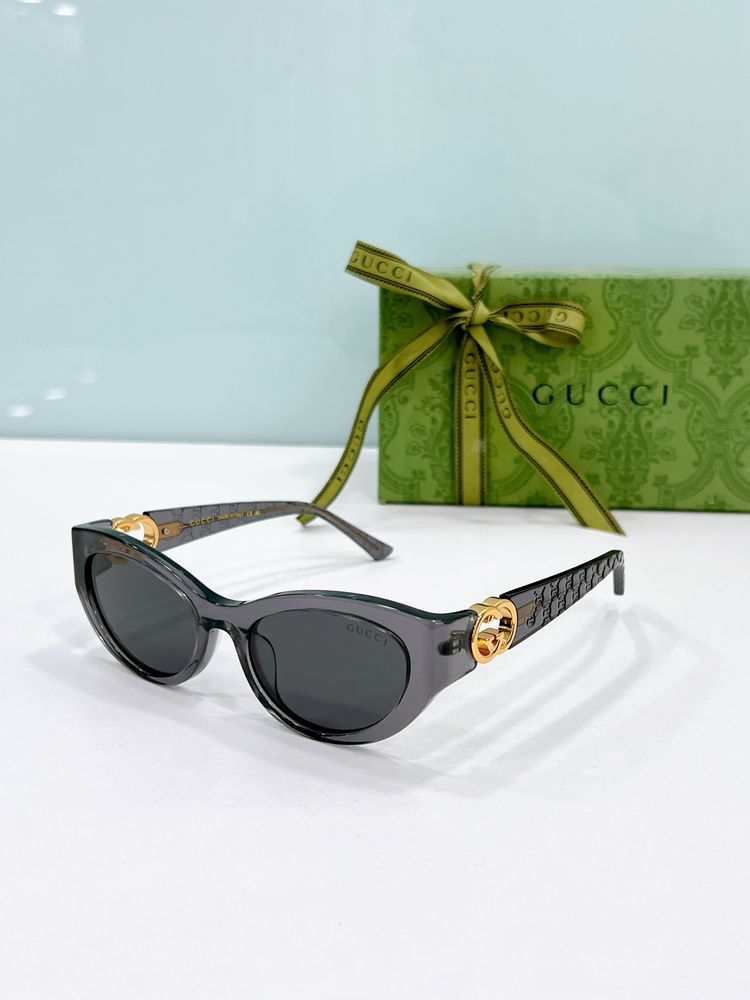 Gucci Sunglasses GUS00029-6