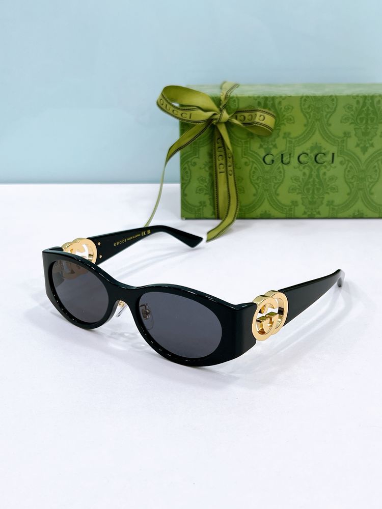 Gucci Sunglasses GUS00030-1