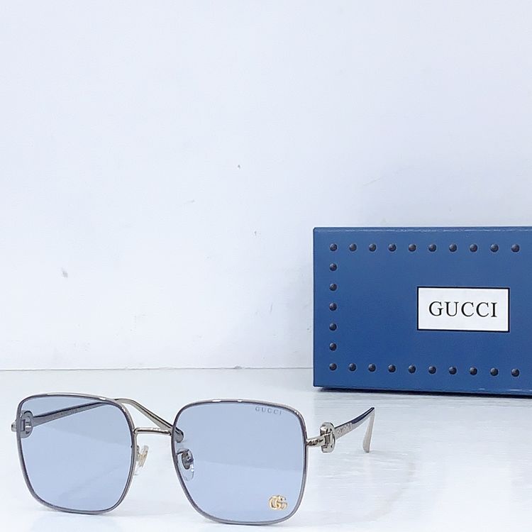 Gucci Sunglasses GUS00032-4