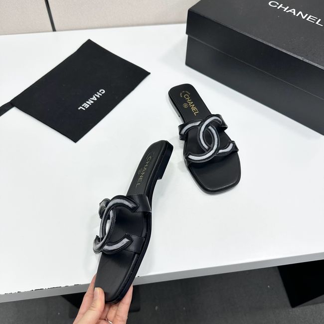 Chanel Slide 69010-1