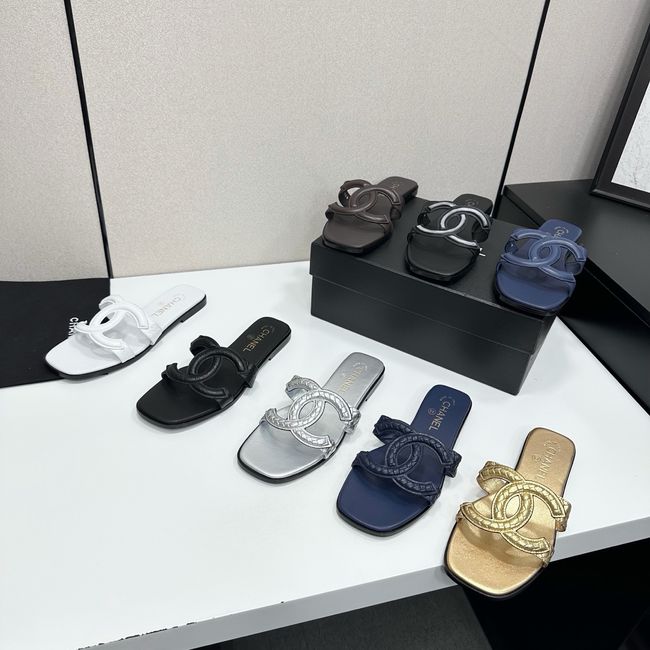 Chanel Slide 69010-1