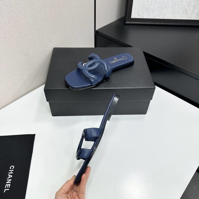 Chanel Slide 69010-2