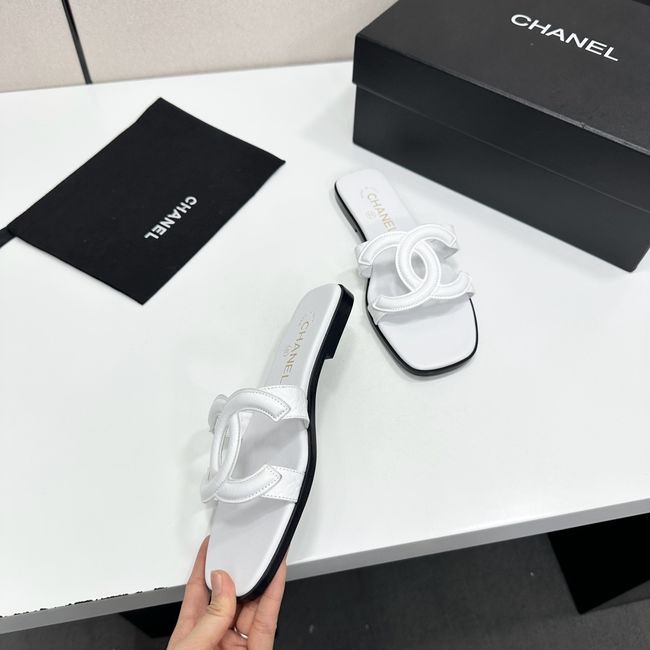 Chanel Slide 69010-4