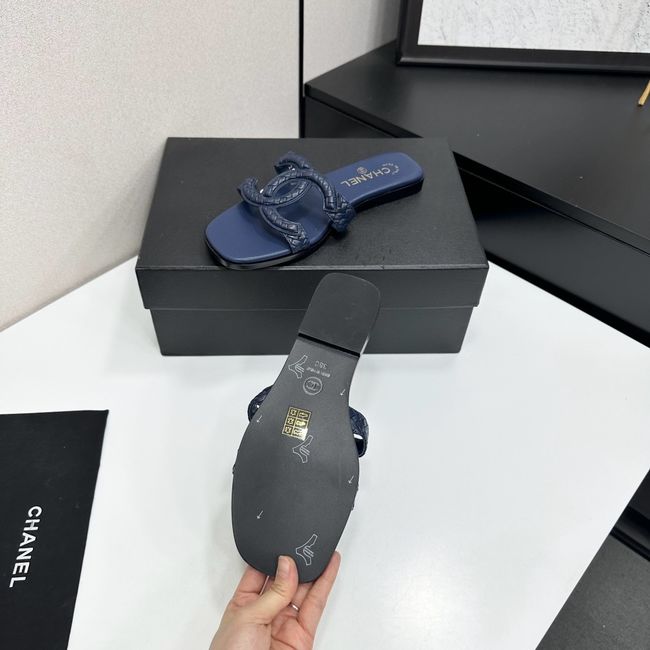 Chanel Slide 69010-5