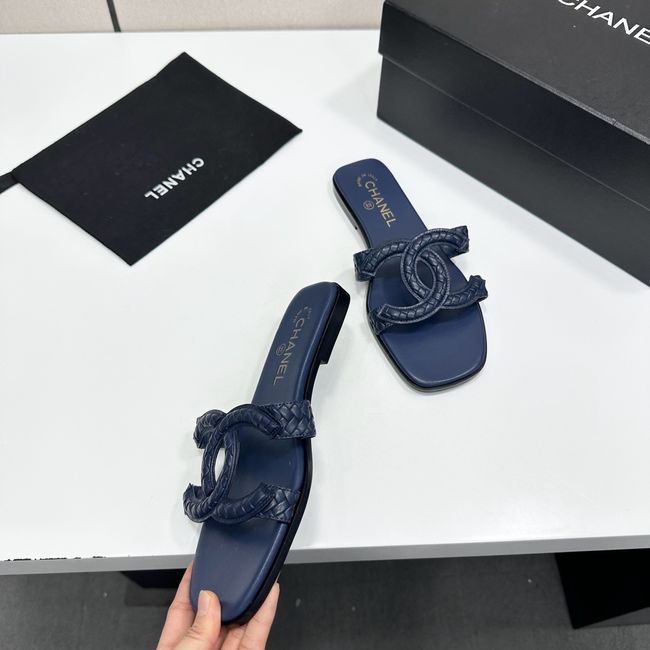 Chanel Slide 69010-5