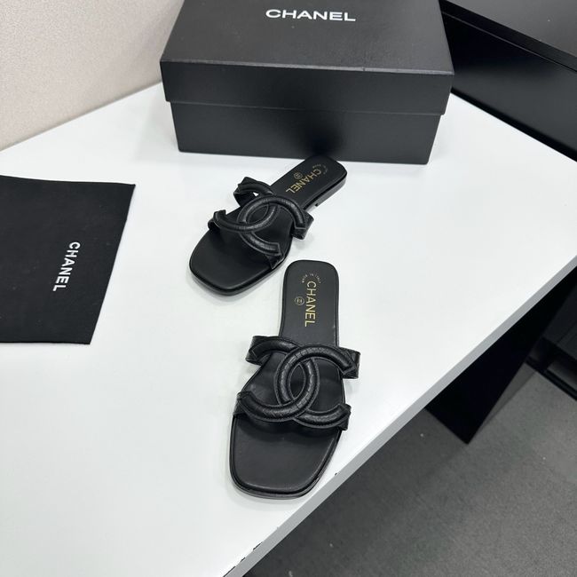 Chanel Slide 69010-7