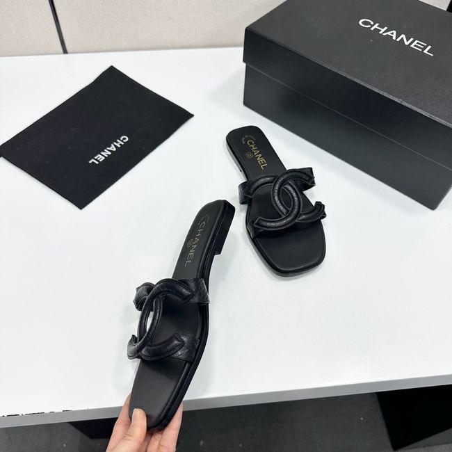 Chanel Slide 69010-7