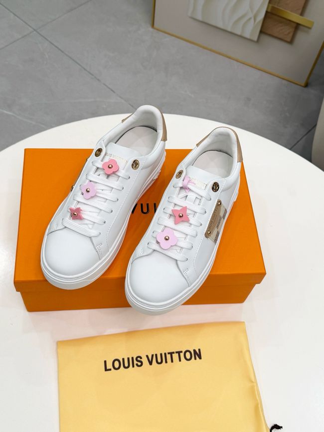 Louis Vuitton Trainer Sneaker 69008-1