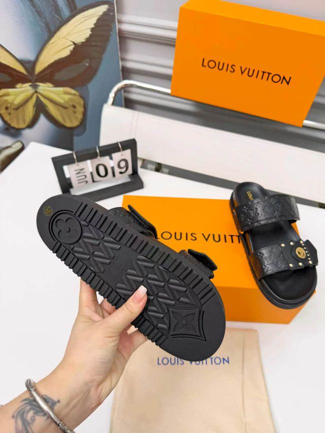 Louis Vuitton Sandals 69017-2