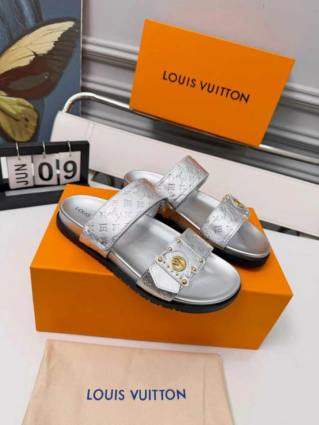 Louis Vuitton Sandals 69017-5