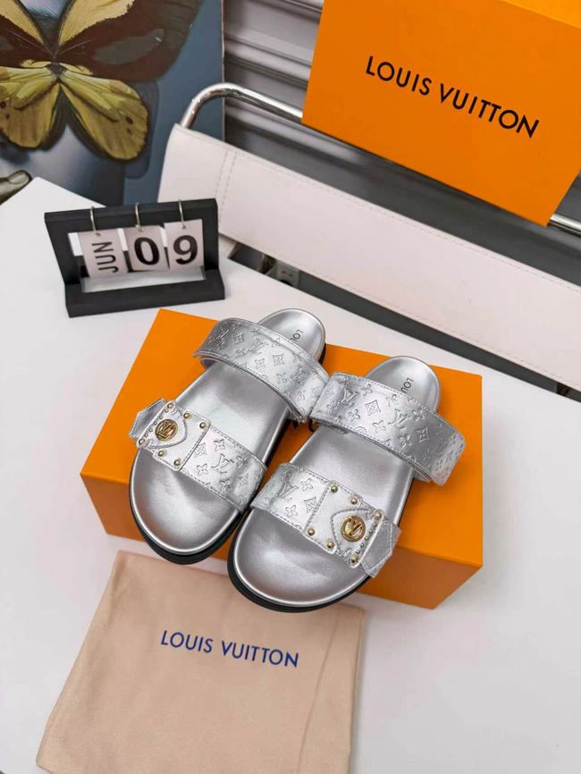 Louis Vuitton Sandals 69017-5