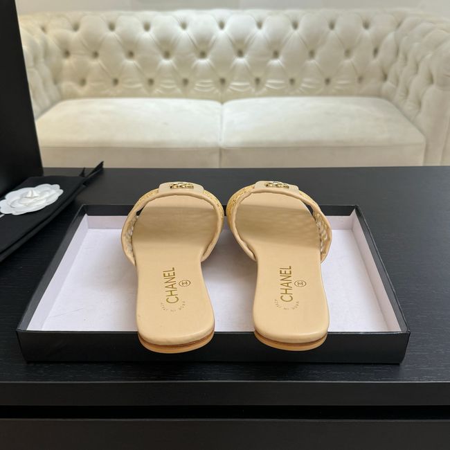 Chanel Heeled Slide 69026-1