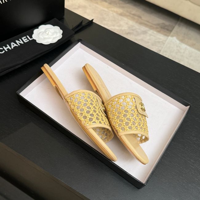 Chanel Heeled Slide 69026-1