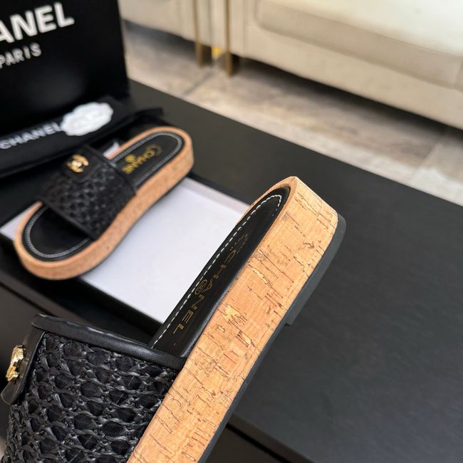 Chanel Heeled Slide 69026-4