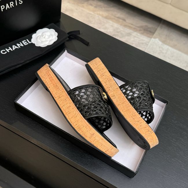 Chanel Heeled Slide 69026-4