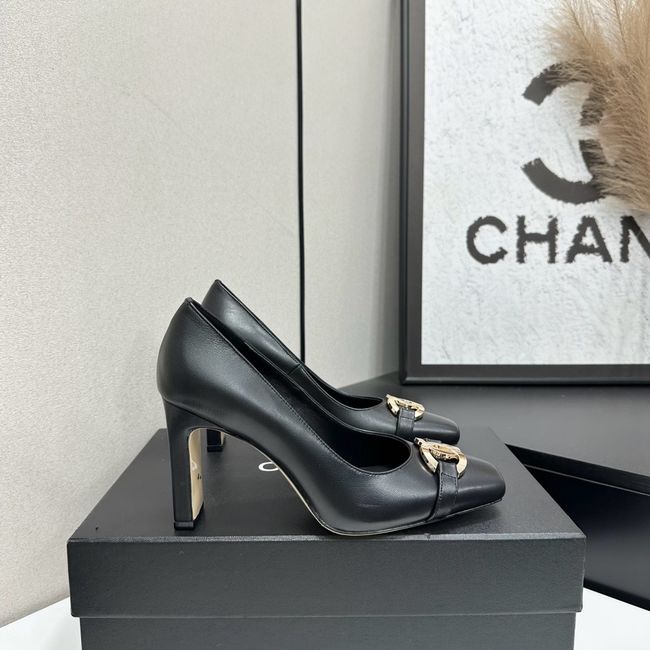 Chanel High heels 69023-4