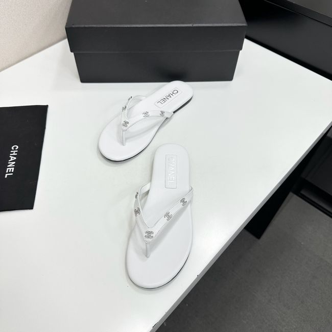 Chanel Thongs 69024-7