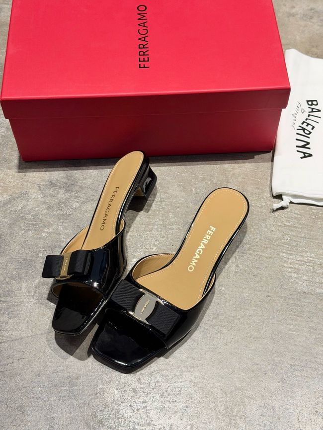 Ferragamo Heeled Slide 69022-1