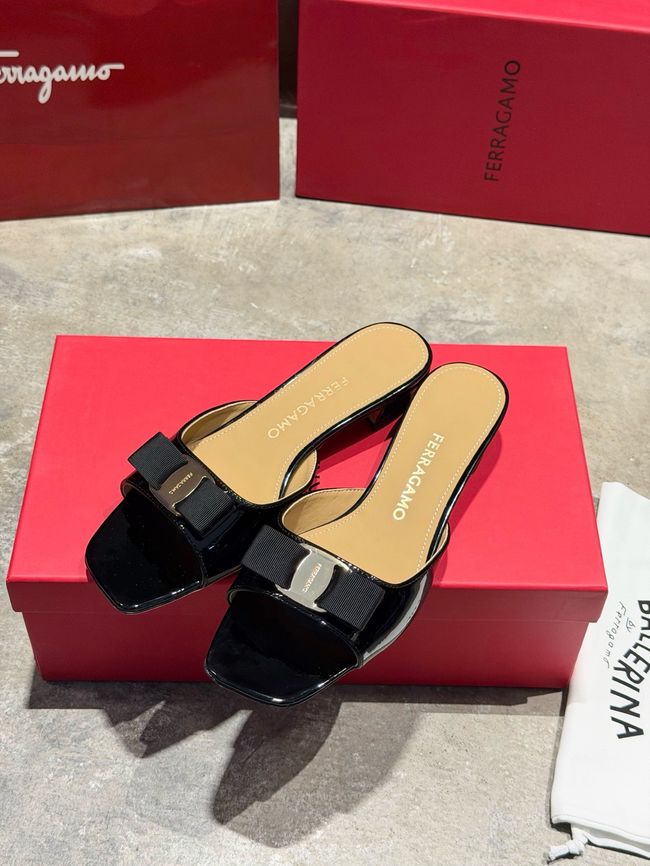 Ferragamo Heeled Slide 69022-1