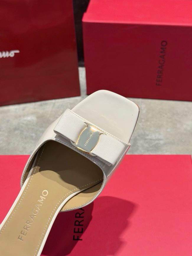 Ferragamo Heeled Slide 69022-3
