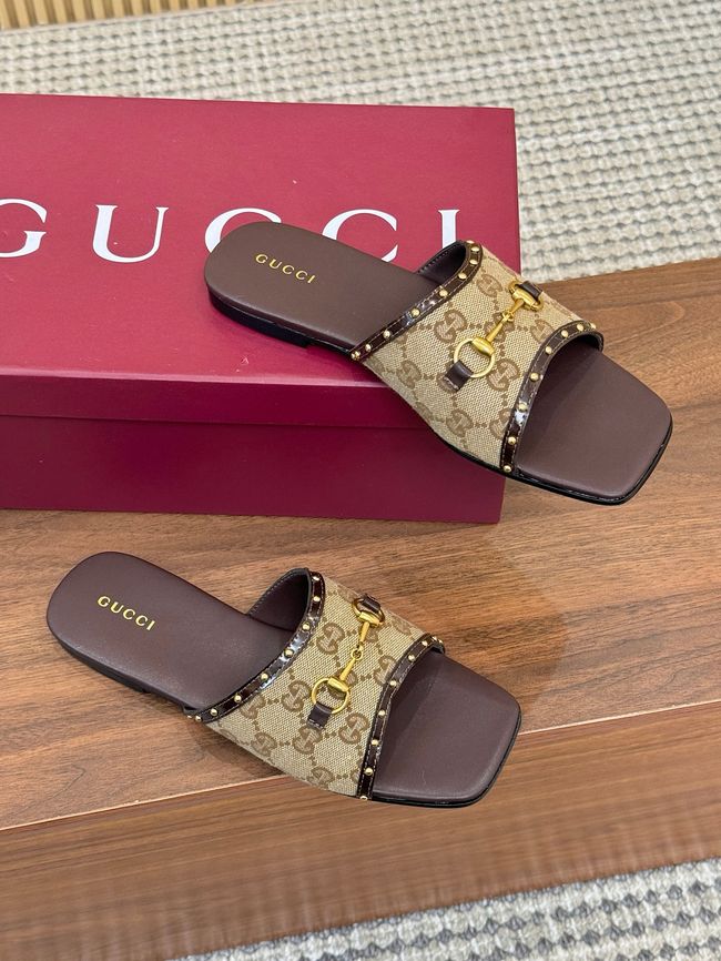 Gucci Womens slide sandal with Double G 69027-1