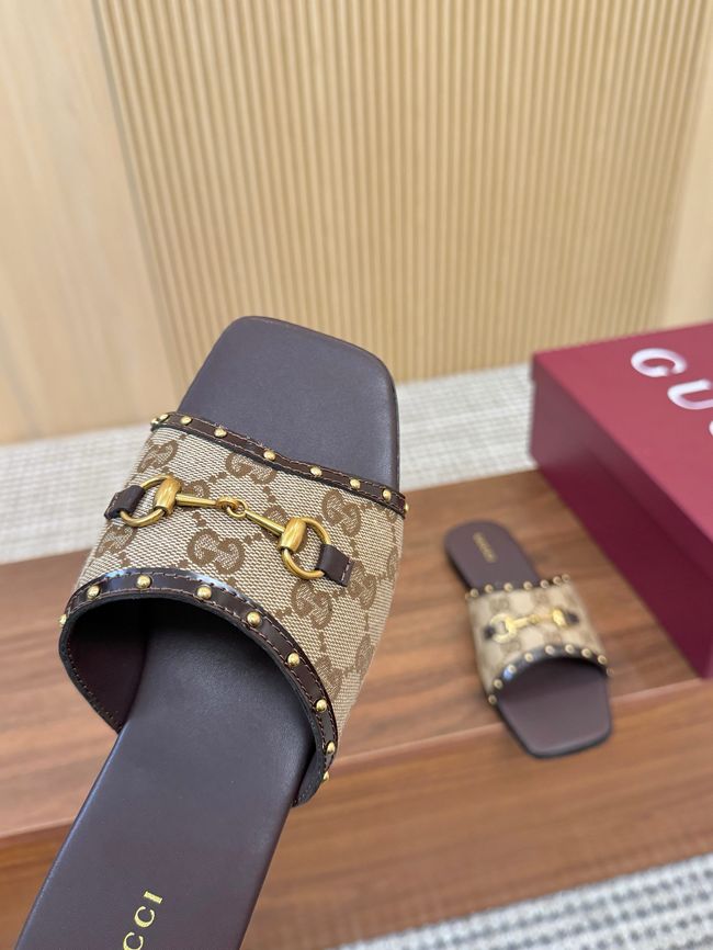 Gucci Womens slide sandal with Double G 69027-1