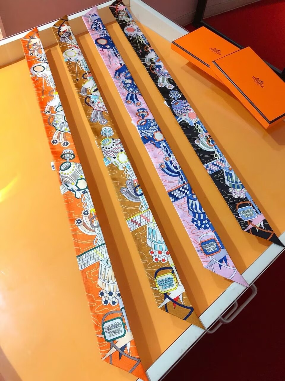 Hermes Twilly Small Silk Scarf H35388