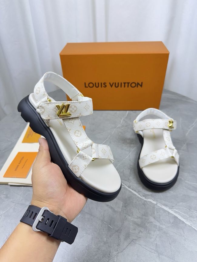 Louis Vuitton  Sandals 69020-1