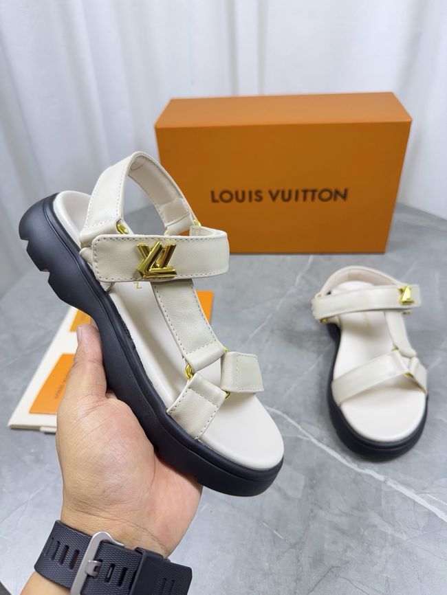 Louis Vuitton Sandals 69020-4