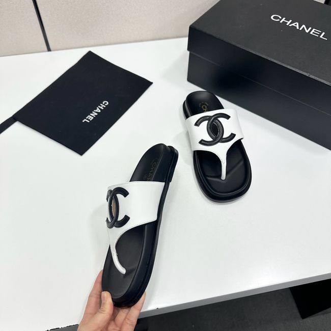 Chanel Thongs 69034-3