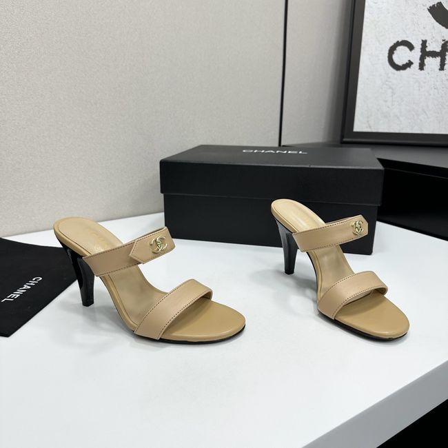 Chanel Womens slide sandal 69031-1