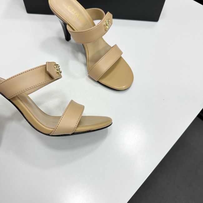Chanel Womens slide sandal 69031-1