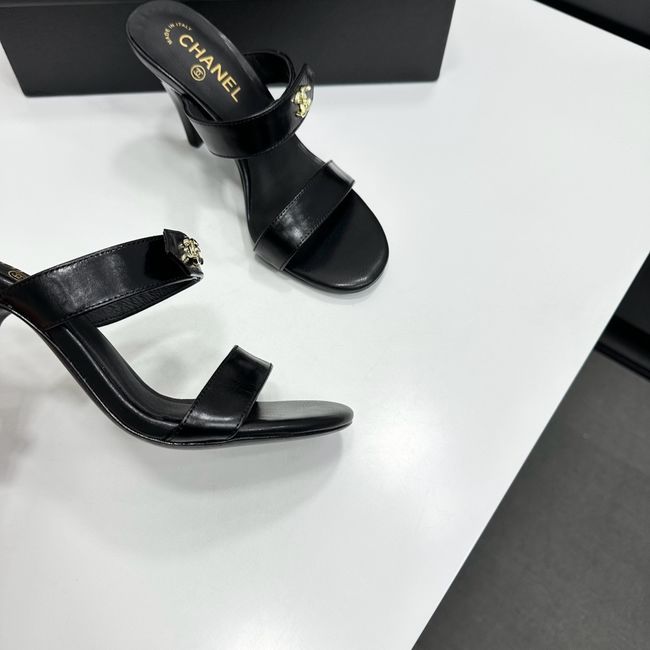 Chanel Womens slide sandal 69031-2