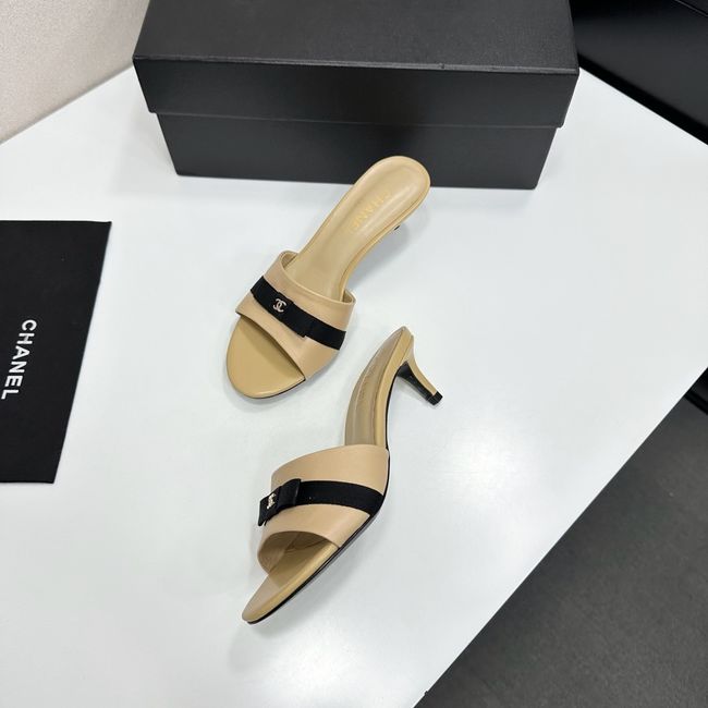 Chanel Womens slide sandal 69032-1