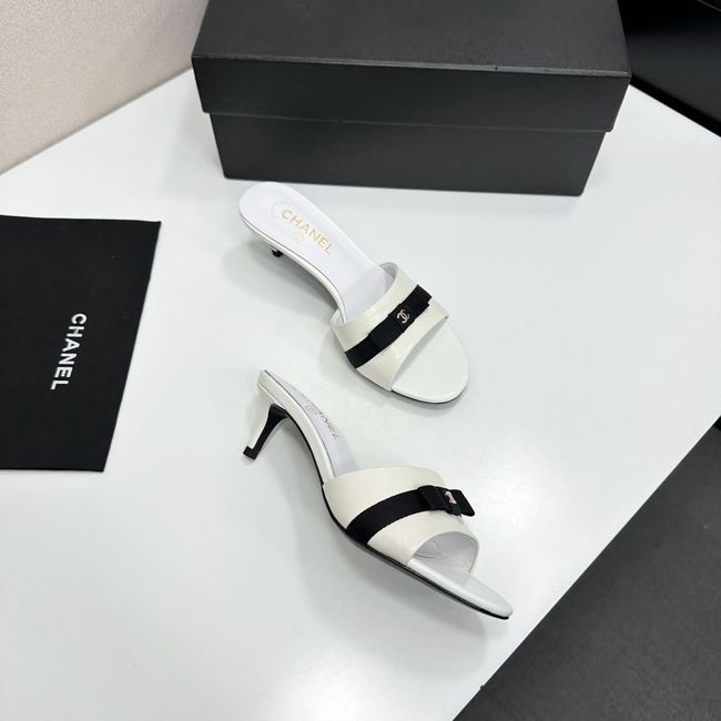 Chanel Womens slide sandal 69032-3