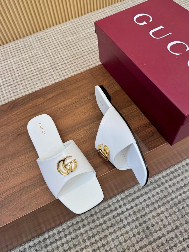Gucci Womens slide sandal with Double G 69027-10
