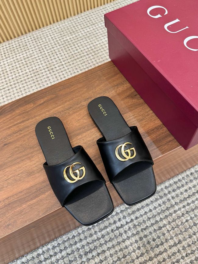 Gucci Womens slide sandal with Double G 69027-11