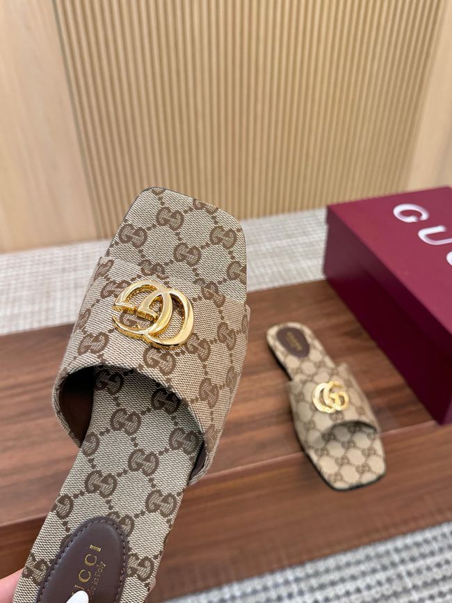 Gucci Womens slide sandal with Double G 69027-6