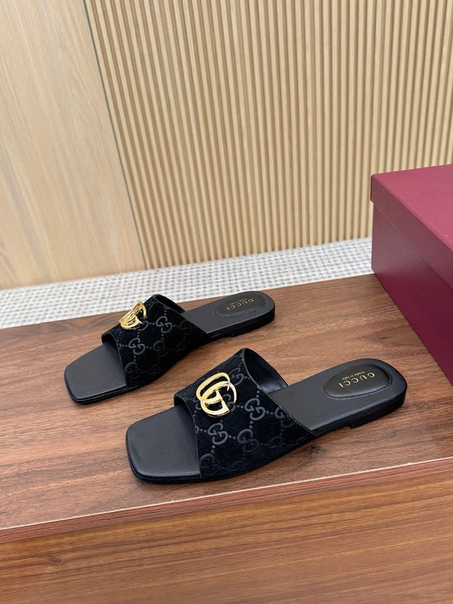 Gucci Womens slide sandal with Double G 69027-8