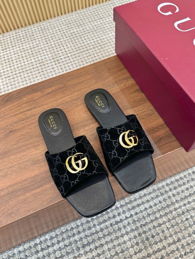 Gucci Womens slide sandal with Double G 69027-8