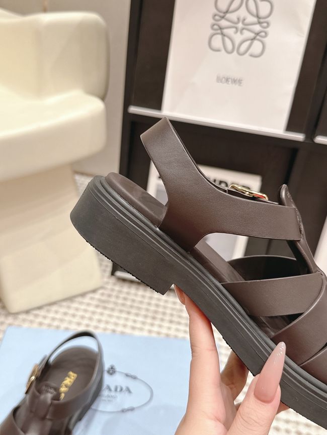 Prada Womens slide sandal 69028-1