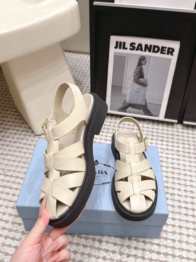 Prada Womens slide sandal 69028-2