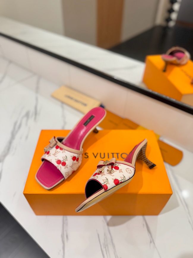Louis Vuitton Womens slide sandal 69038-1