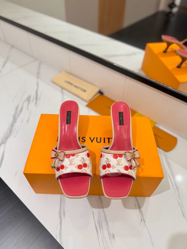 Louis Vuitton Womens slide sandal 69038-1