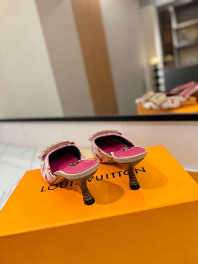 Louis Vuitton Womens slide sandal 69038-5